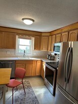 6 Gloucester St, Unit 2 bedrooms in Arlington, MA - Building Photo