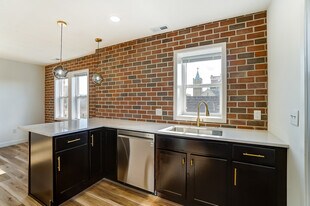 309 N Elizabeth St, Unit Apt.C