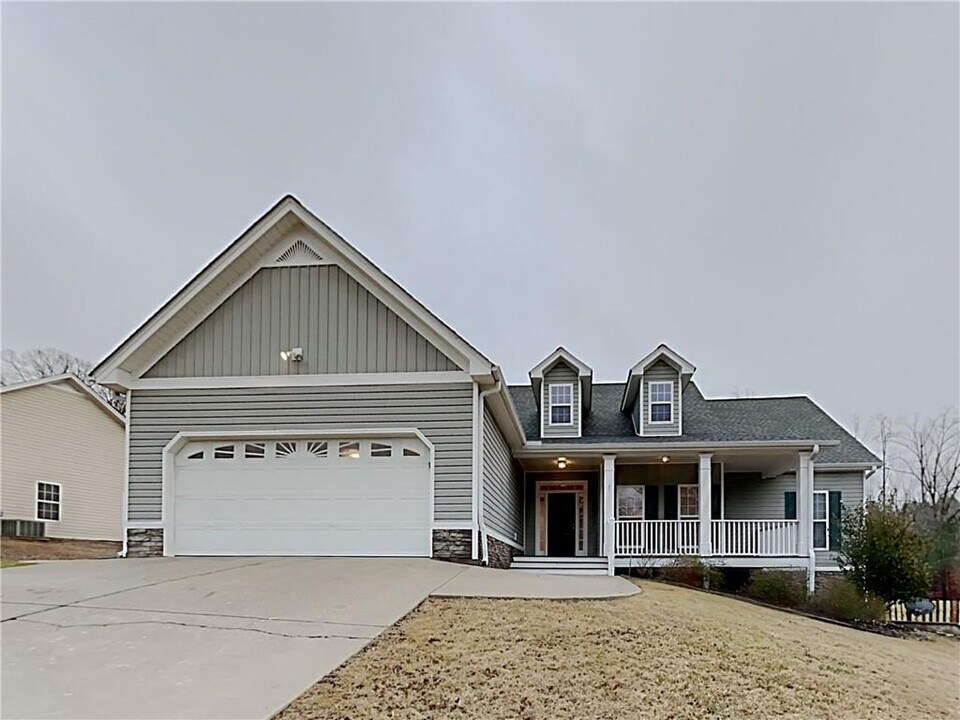 273 Cooper Creek Dr Photo
