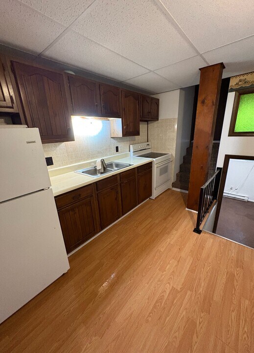 397 E Main St in Uniontown, PA - Building Photo