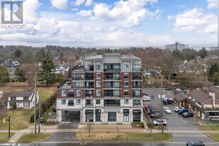 34 Plains Rd E in Burlington, ON - Building Photo