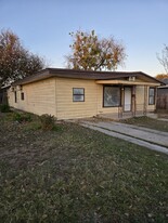 303 E Amber Pl