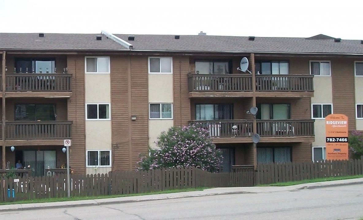 Ridgeview Apartments in Dawson Creek, BC - Building Photo