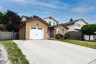 Beautiful 4-Bedroom Home in Pond Mills – Finished Basement & Garage in London, ON - Building Photo