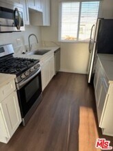 2424 Ocean Park Blvd in Santa Monica, CA - Building Photo - Building Photo