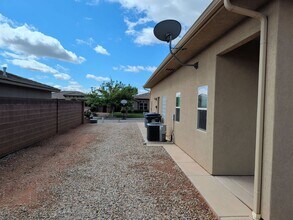 2777 E 410 St N in Saint George, UT - Building Photo - Building Photo