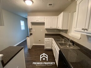 7449 Dunbarton Dr in Horn Lake, MS - Building Photo - Building Photo