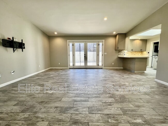 1012 Barrett Ave in Chula Vista, CA - Building Photo - Building Photo