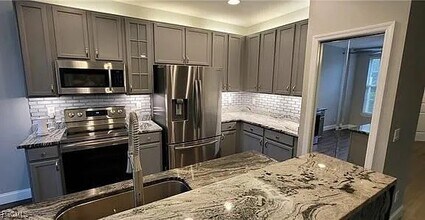 4048 Cherrybrook Loop in Ft. Myers, FL - Building Photo - Building Photo