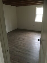 123 Queens Hwy, Unit Bottom in Kerhonkson, NY - Building Photo - Building Photo