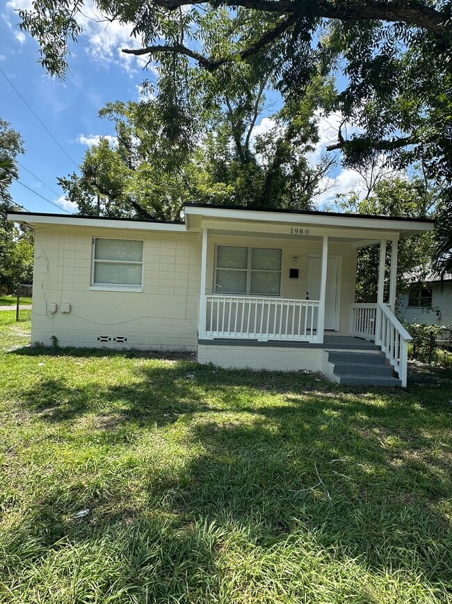 property at 1980 W 24th St