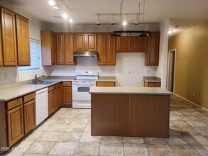 1280 E Canyon Creek Dr in Gilbert, AZ - Building Photo - Building Photo
