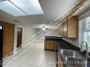 102 Southgate Blvd in Melbourne, FL - Building Photo - Building Photo