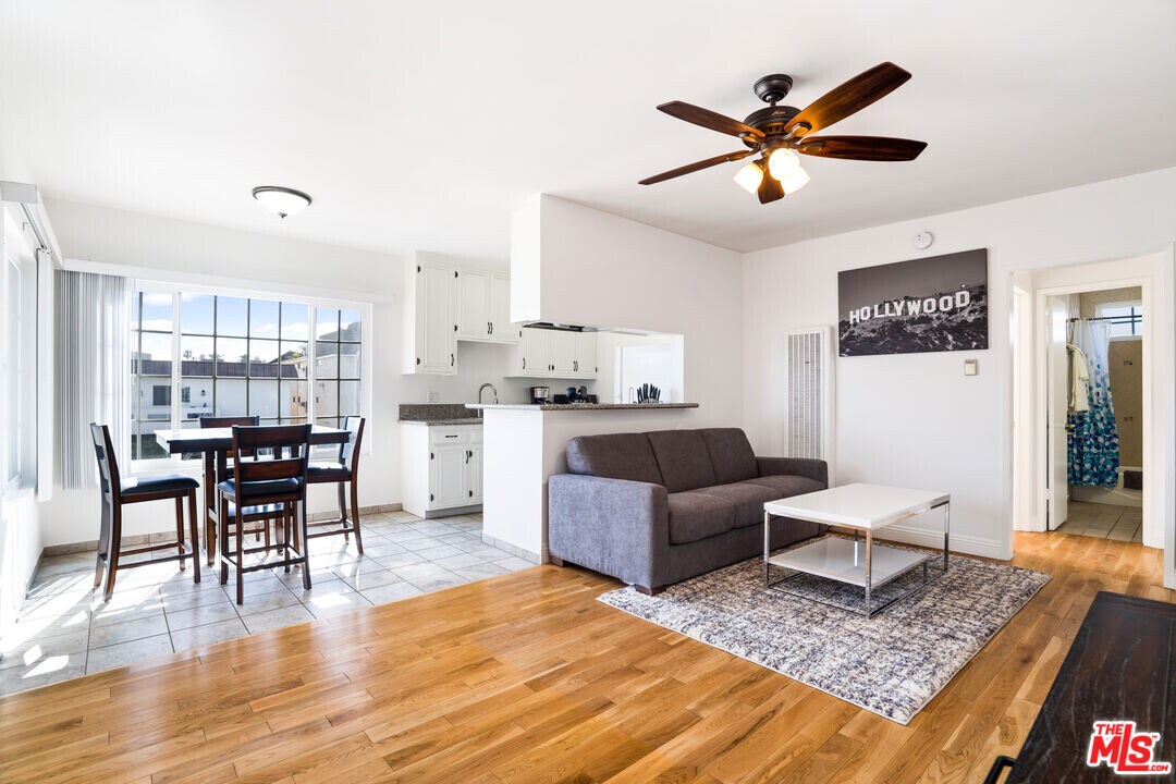 3720 Vinton Ave in Los Angeles, CA - Building Photo