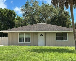 1264 36th Ave SW in Vero Beach, FL - Building Photo