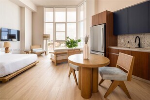 275 SW 6th St in Miami, FL - Building Photo