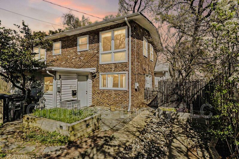 5225 10th Pl S in Arlington, VA - Building Photo