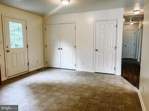 104 Basin Dr in Inwood, WV - Building Photo - Building Photo