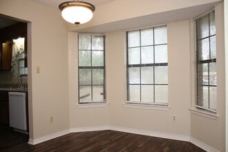 7608 Wilshire Rd in Pensacola, FL - Building Photo - Building Photo