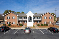 Georgetowne Apartments @ 405 Speight Ave in Tarboro, NC - Building Photo - Building Photo