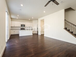 6513 Enlightenment Dr in Reno, NV - Foto de edificio - Building Photo