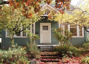 5918 NE 13th Ave in Portland, OR - Building Photo