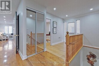 343 Wildgrass Rd in Mississauga, ON - Building Photo - Building Photo