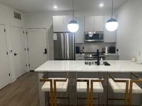 139 W Chelten Ave in Philadelphia, PA - Building Photo - Building Photo
