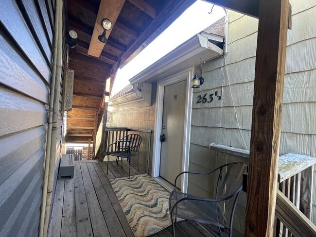 property at 263 W Main St