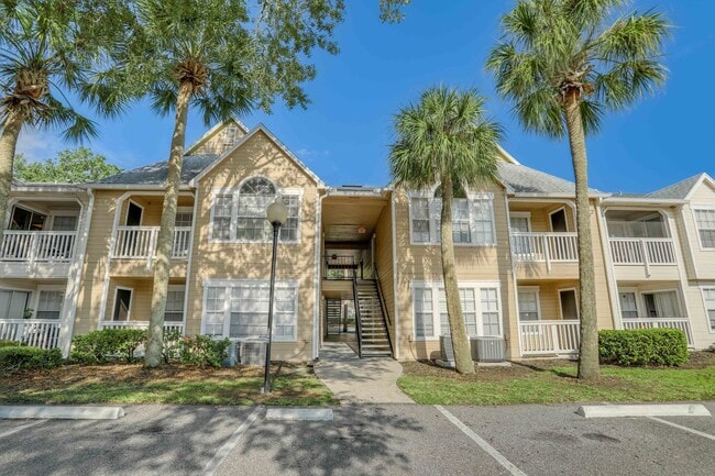 property at 1015 S Hiawassee Rd