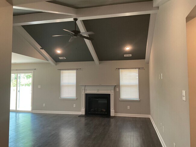 607 Noah Ct in Jacksonville, NC - Building Photo - Building Photo