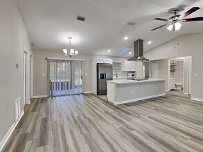 150 Eldorado Dr in Debary, FL - Building Photo - Building Photo