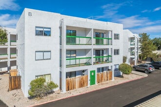 Evergreen Apartments in Santa Fe, NM - Building Photo - Building Photo