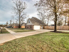 197 Bent Tree Loop in Haughton, LA - Building Photo - Building Photo