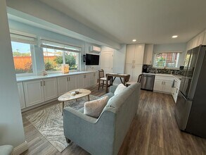 108 Erna Way in Pismo Beach, CA - Building Photo - Building Photo