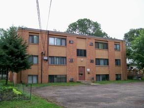 718 Van Buren St NE in Minneapolis, MN - Building Photo - Building Photo