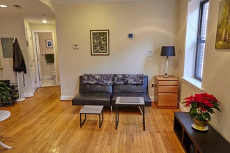 5611 5th St NW, Unit 24 in Washington, DC - Building Photo - Building Photo