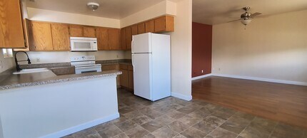 1645 N Cedar Blvd in Cedar City, UT - Building Photo - Building Photo