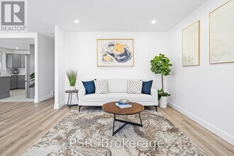 173 Bellingham Dr in Hamilton, ON - Building Photo - Building Photo