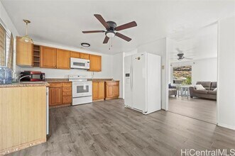 86-372-372 Kawili St in Waianae, HI - Building Photo - Building Photo