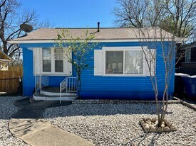 1030 Canton in San Antonio, TX - Building Photo