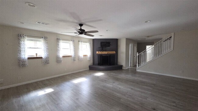 1600 Southern Oaks Dr in Conroe, TX - Building Photo - Building Photo