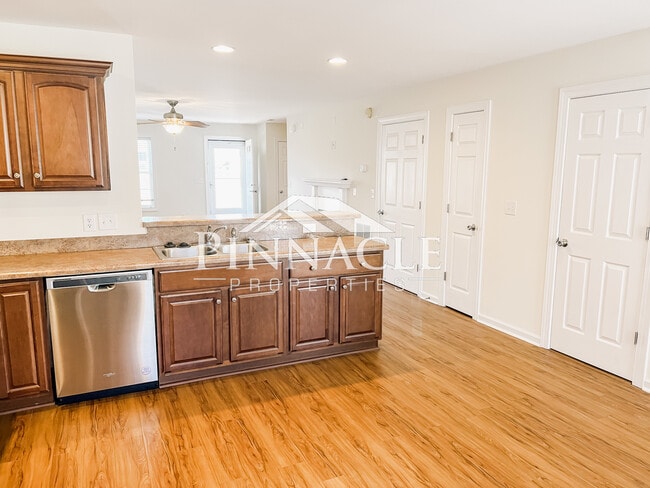 208 Colonnade St in Lynchburg, VA - Building Photo - Building Photo