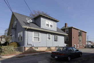 485 Armistice Blvd in Pawtucket, RI - Building Photo - Building Photo