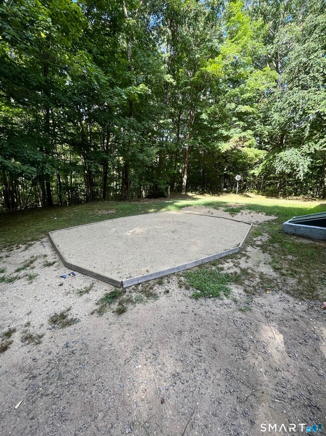 332 Richmond Rd in Coventry, CT - Building Photo - Building Photo