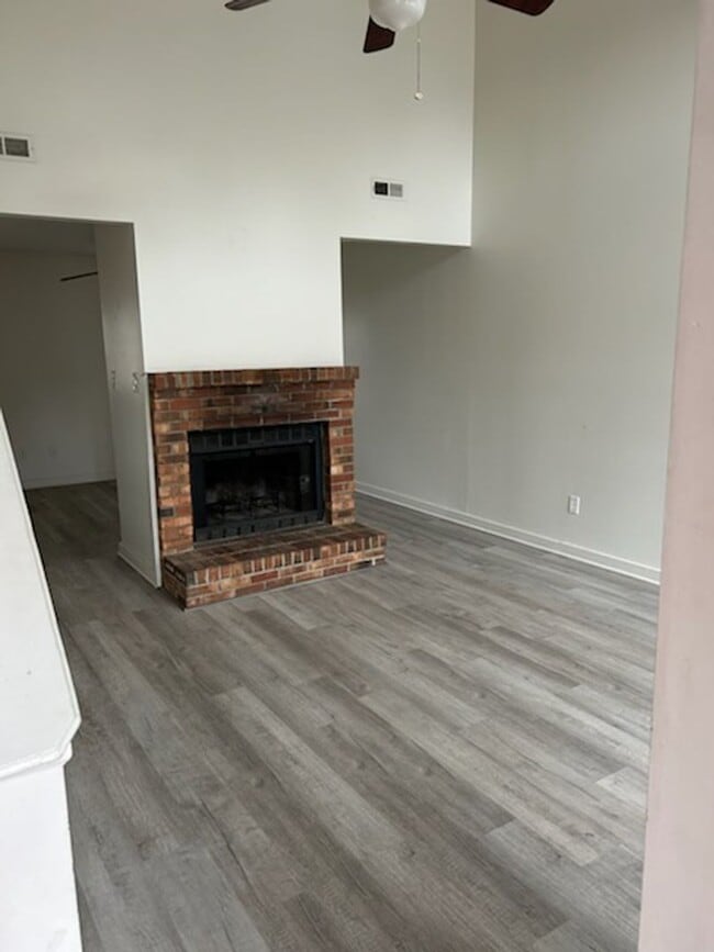 103 Persimmon Ct in Jacksonville, NC - Building Photo - Building Photo