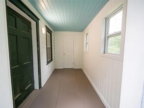 11 Glen Arden Dr in Pawling, NY - Building Photo - Building Photo