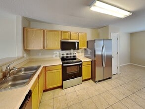 10013 W Crown King Rd in Tolleson, AZ - Building Photo - Building Photo