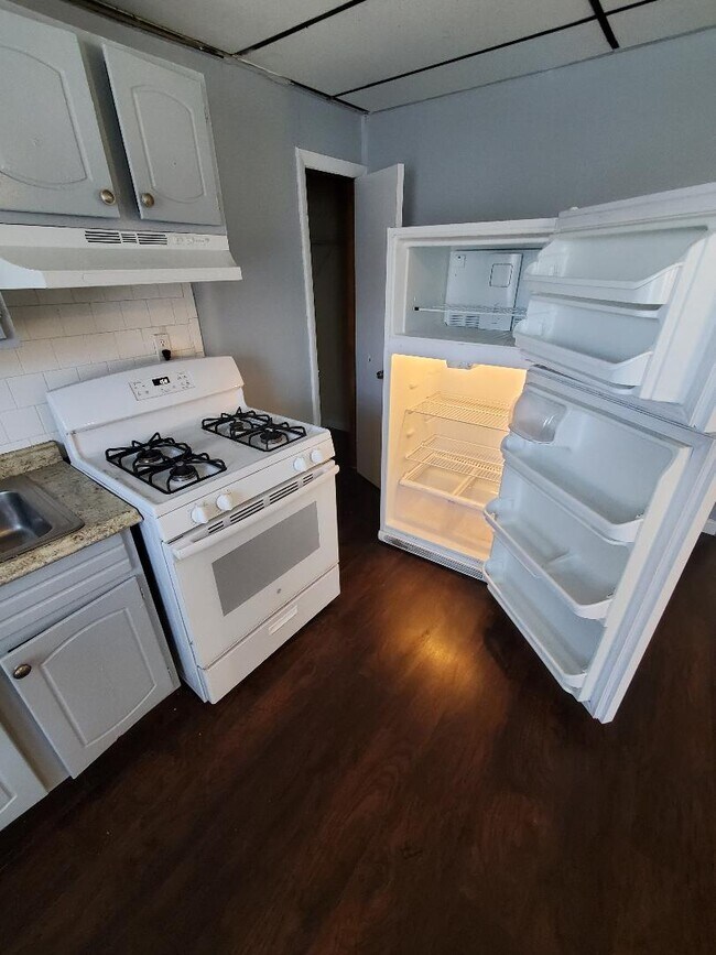 280 5th St Apartments and Nearby Fall River Apartments For Rent Fall