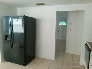4710 Melody Ln in Lakeland, FL - Building Photo - Building Photo